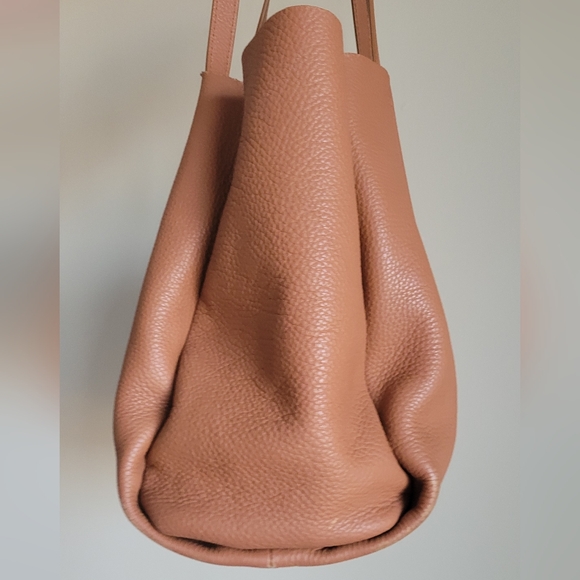 Vince Camuto tassled bag "Taja" tote chestnut brown pebbled genuine leather - Picture 4 of 15